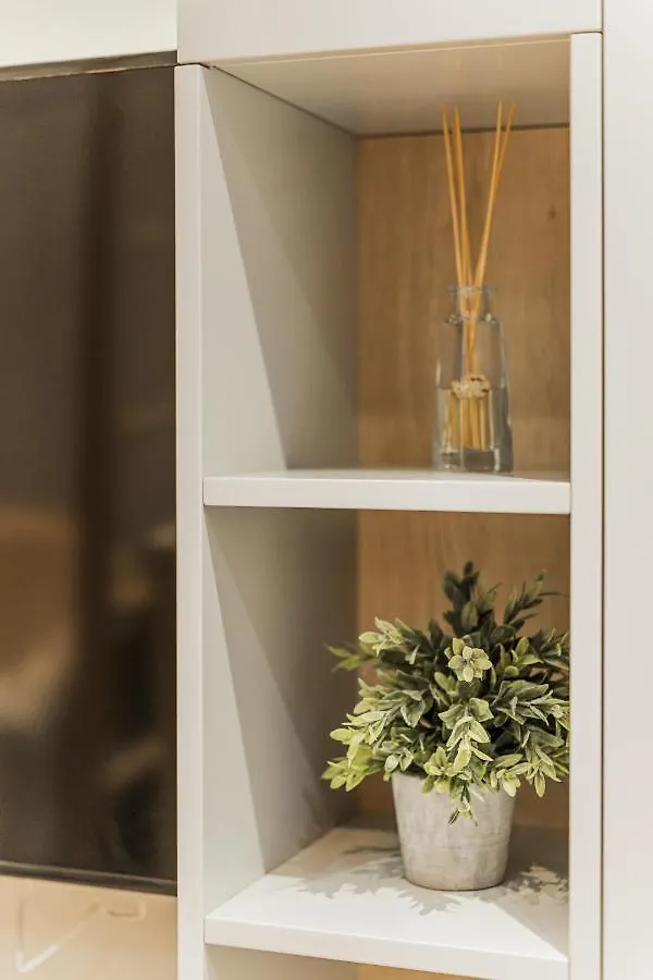 Zeus Design Mini Holliday Embel #23 Apartment Viena